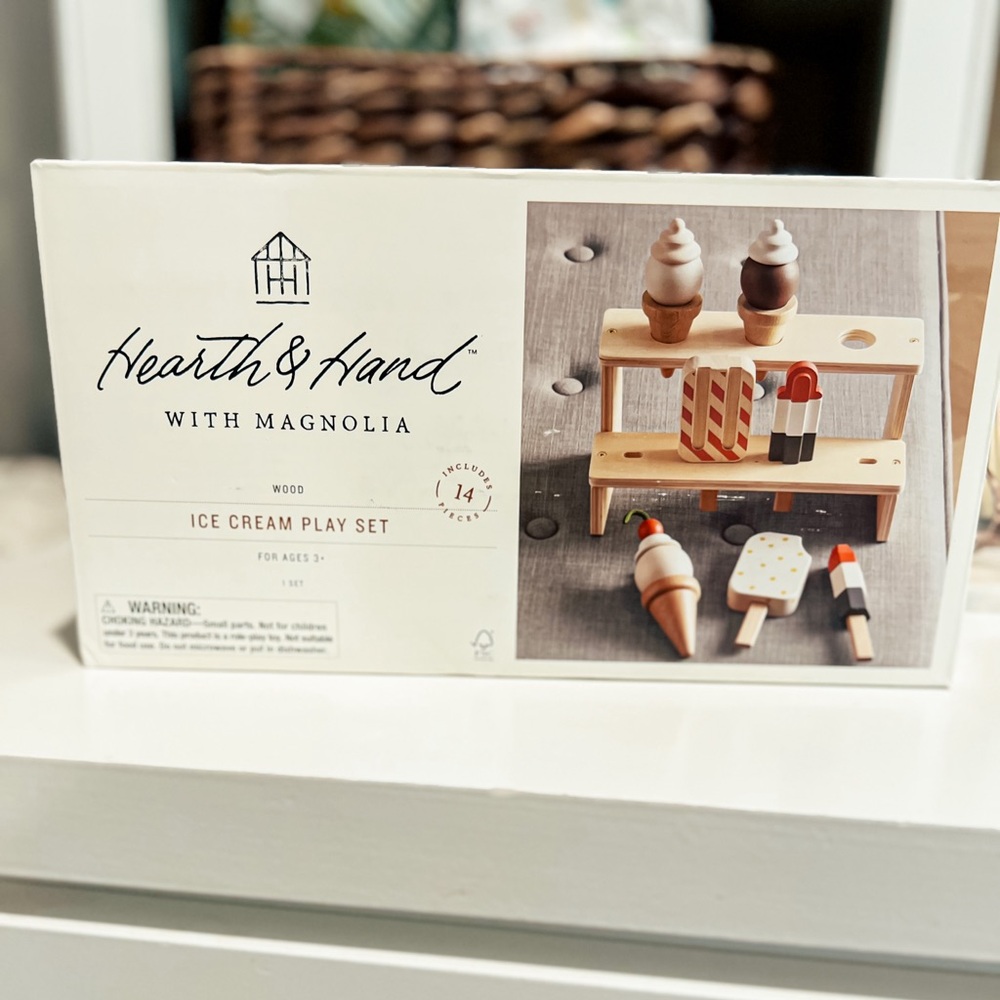 Hearth & Hand ice cream wooden play set toy